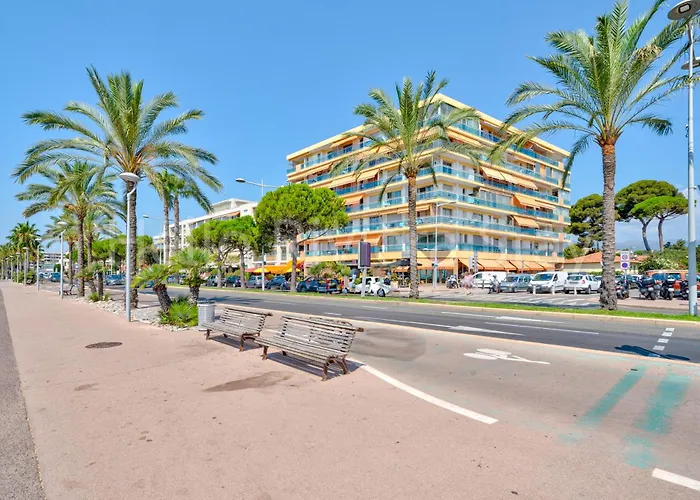 2p Front De Mer, Parking, Climatisation * Cagnes-sur-Mer